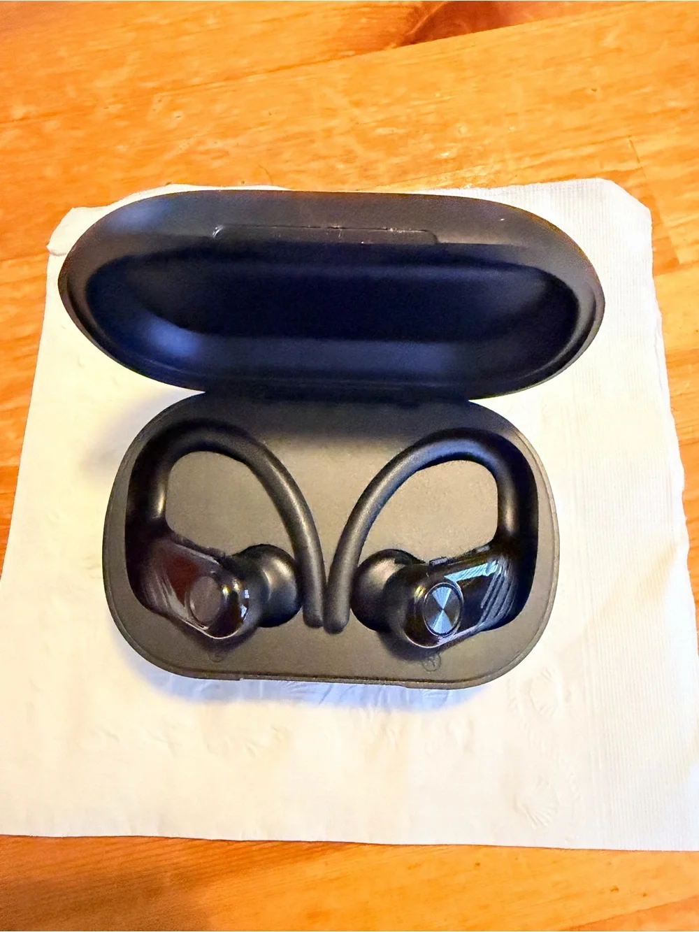 Black Wireless VR/AR Earbuds with Charging Case